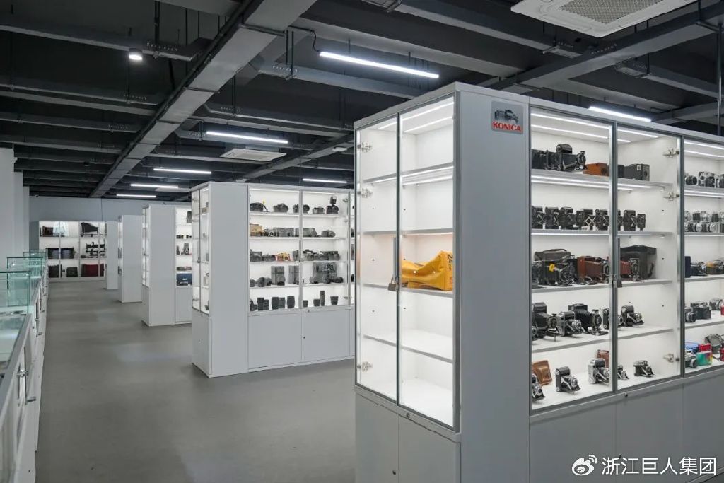 博覽相機(jī)文化 致敬科技匠心——南潯巨人照相機(jī)博物館開(kāi)幕