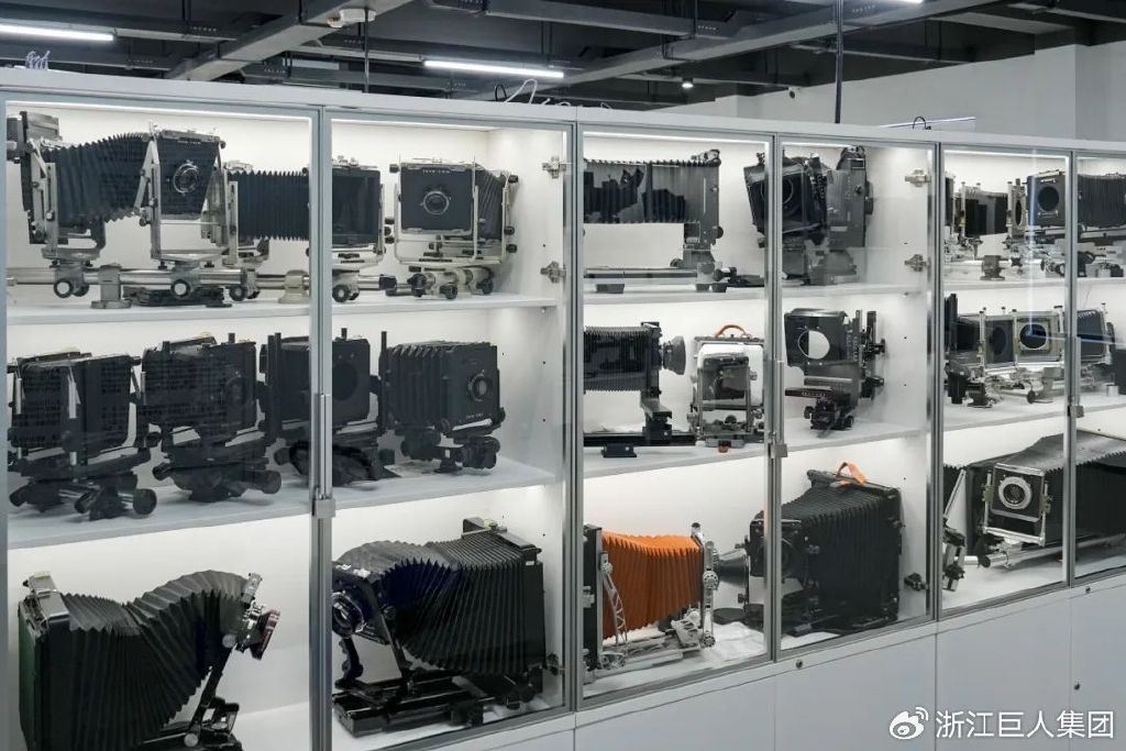 博覽相機(jī)文化 致敬科技匠心——南潯巨人照相機(jī)博物館開(kāi)幕